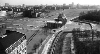 brandenburgertor1976_c_Landesarchiv-Berlin